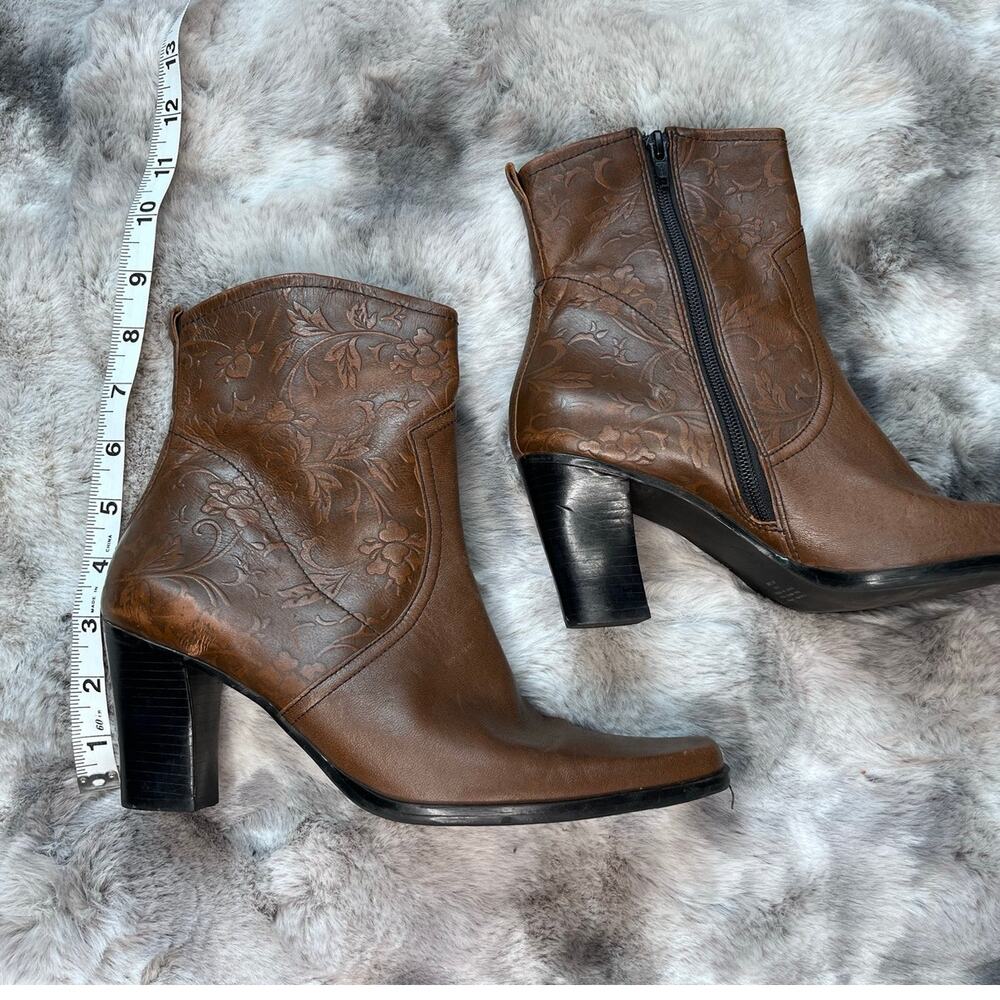 Vintage Artivo Womens 8.5 M Brown Leather Square Toe Heeled Ankle Boots Brazil